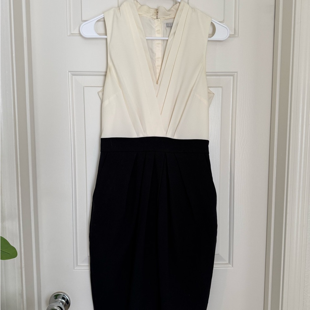 H&M Black and Cream Sleeveless Midi Dress